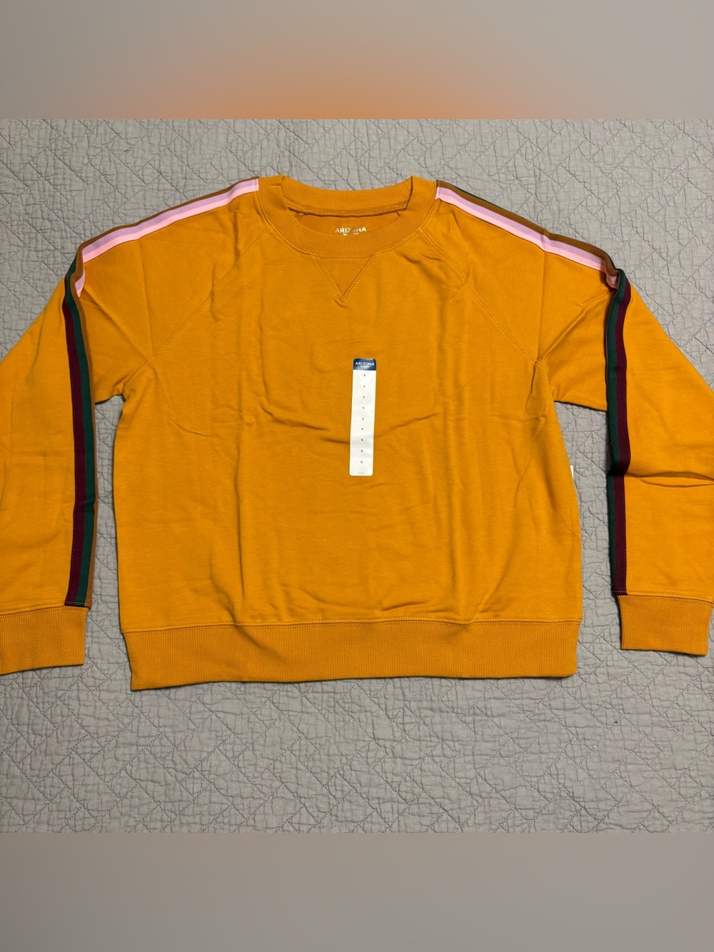 Arizona Jean Co. Yellow Cropped Sweatshirt W/Rainbow Stripes 90s Y2K Style Small